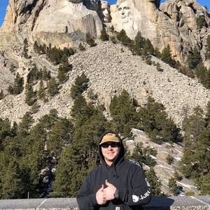 Meet your Posher, Justin